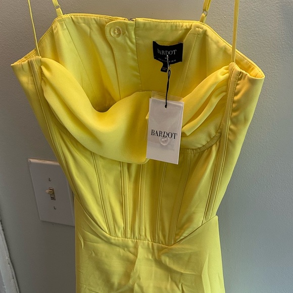 Bardot Limoncello Midi Martini Dress, Size Medium, US6 NWT - Picture 8 of 11